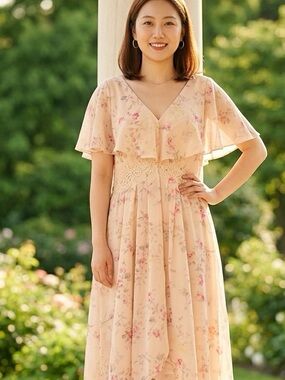 Floral Blush Midi Dress with Capelet
